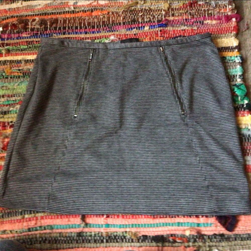 Pattern Mini skirt by WILLI SMITH